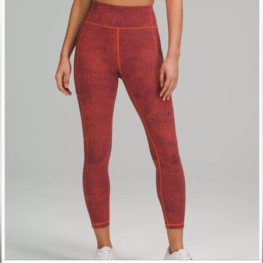 Lululemon invigorate legging